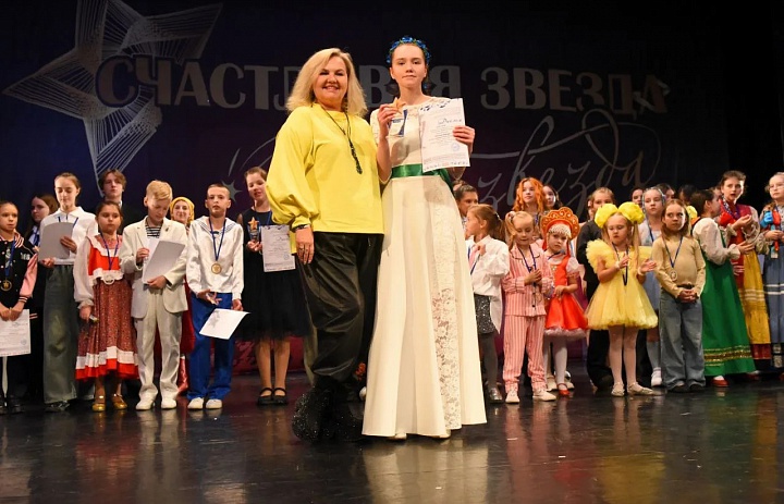 Поздравляем солистов коллектива "Новый день"