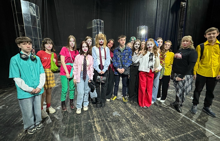 Волшебство за кулисами: юные актёры увидели театр изнутри!