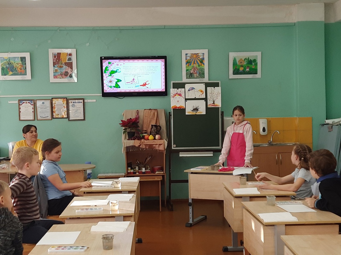 "Дети - детям". "Радуга красок"