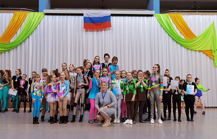«Открытый фестиваль по акробатическому рок-н-роллу среди массовых и спортивных дисциплин Дворца творчества детей и молодежи»